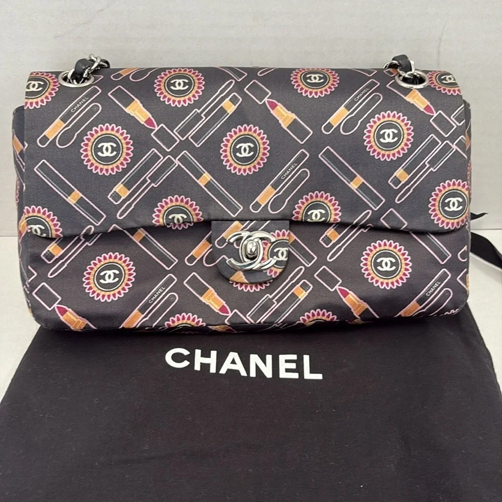 Chanel Lipstick Classic Flap bag